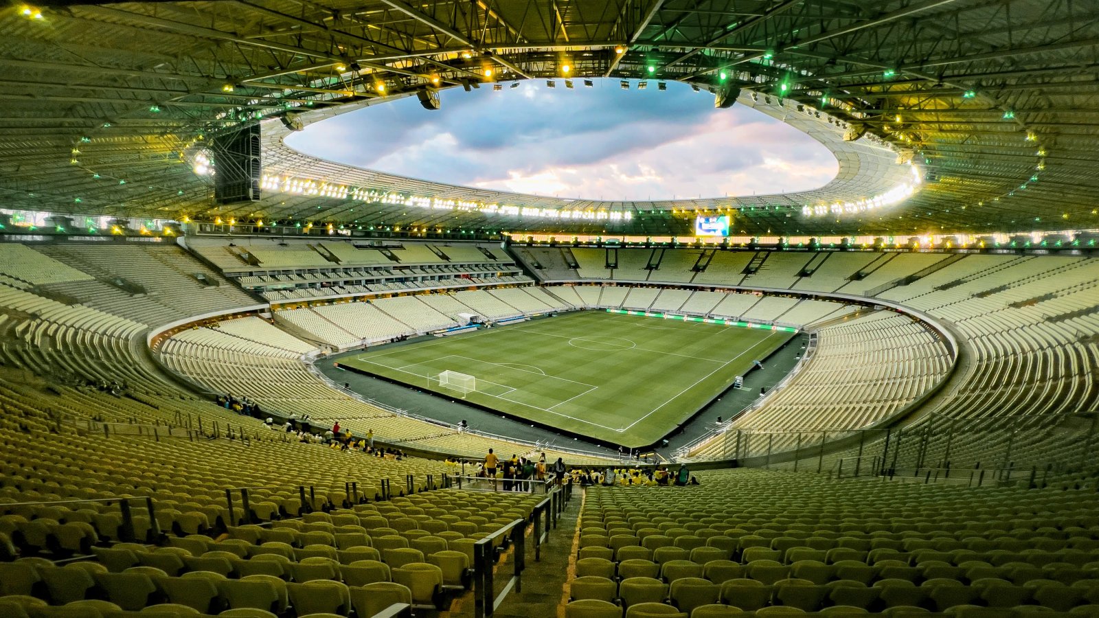 Estão abertas as inscrições para o registro de interesse do programa de voluntários da Copa do Mundo